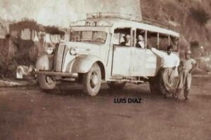 Camioneta de villa nueva llamada "Amor Sincero" en 1940
