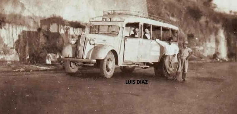Camioneta de villa nueva llamada "Amor Sincero" en 1940